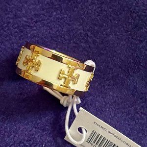 NWT~TORY BURCH~Enamel Raised Logo Ring, Size 8